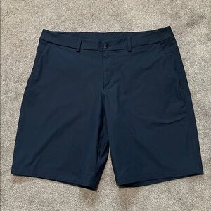 Lululemon Men’s Navy Blue Golf Shorts size 38